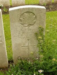Etaples Military Cemetery - Powers, H W